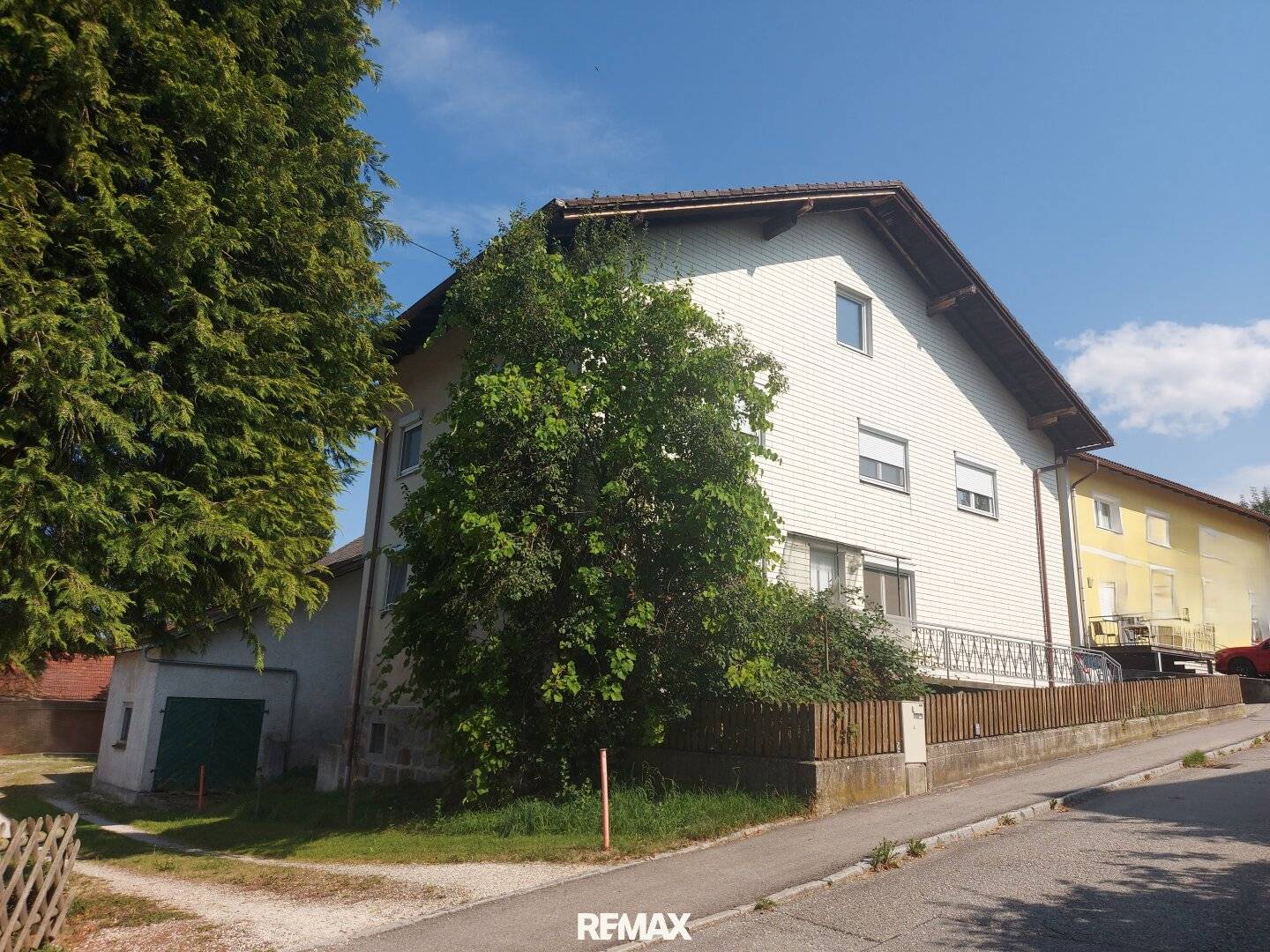 Zweifamilienhaus mit 7 Zimmern in Peterskirchen !