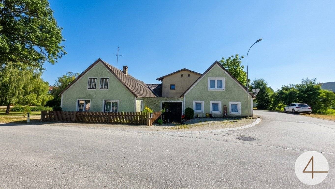 Kleines, stark sanierungsbedürftiges Haus – ideal für Handwerker