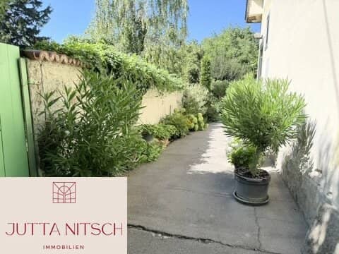 Interessante Liegenschaft mit Sanierungsbedarf, jedoch mit vielen Möglichkeiten - Baden/Leesdorf
