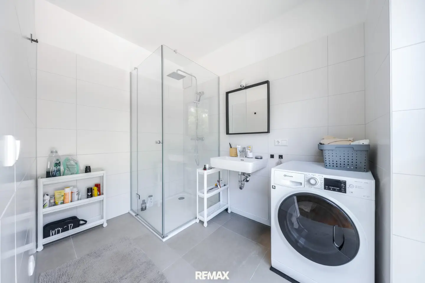 Secure investment in modern residential quality, rented condominium with approximately 3.9% yield