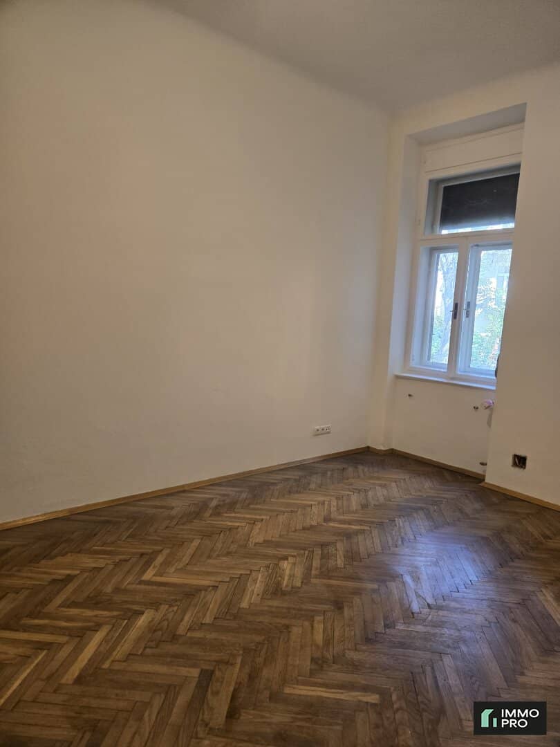 Generalsanierte 4-Zimmer-Wohnung AB MITTE OKTOBER