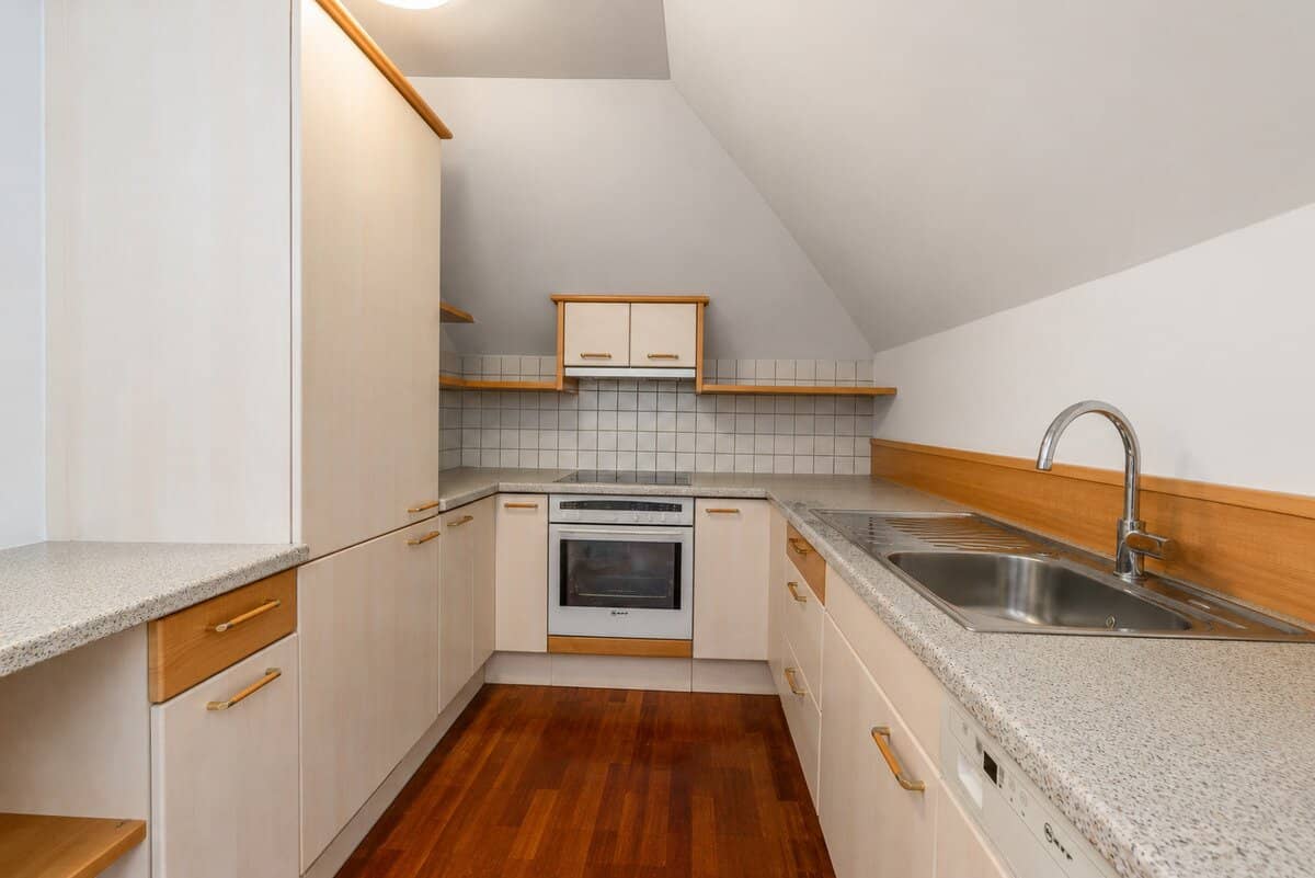 Best Location - Exclusive Attic Apartment with Terrace and Loggia