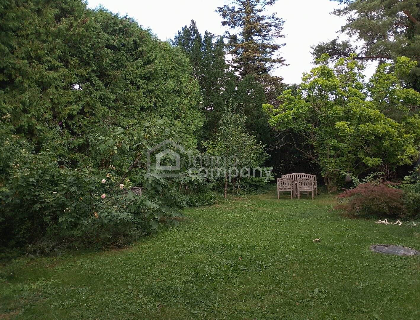 Stylish villa with view on the edge of Klosterneuburg
