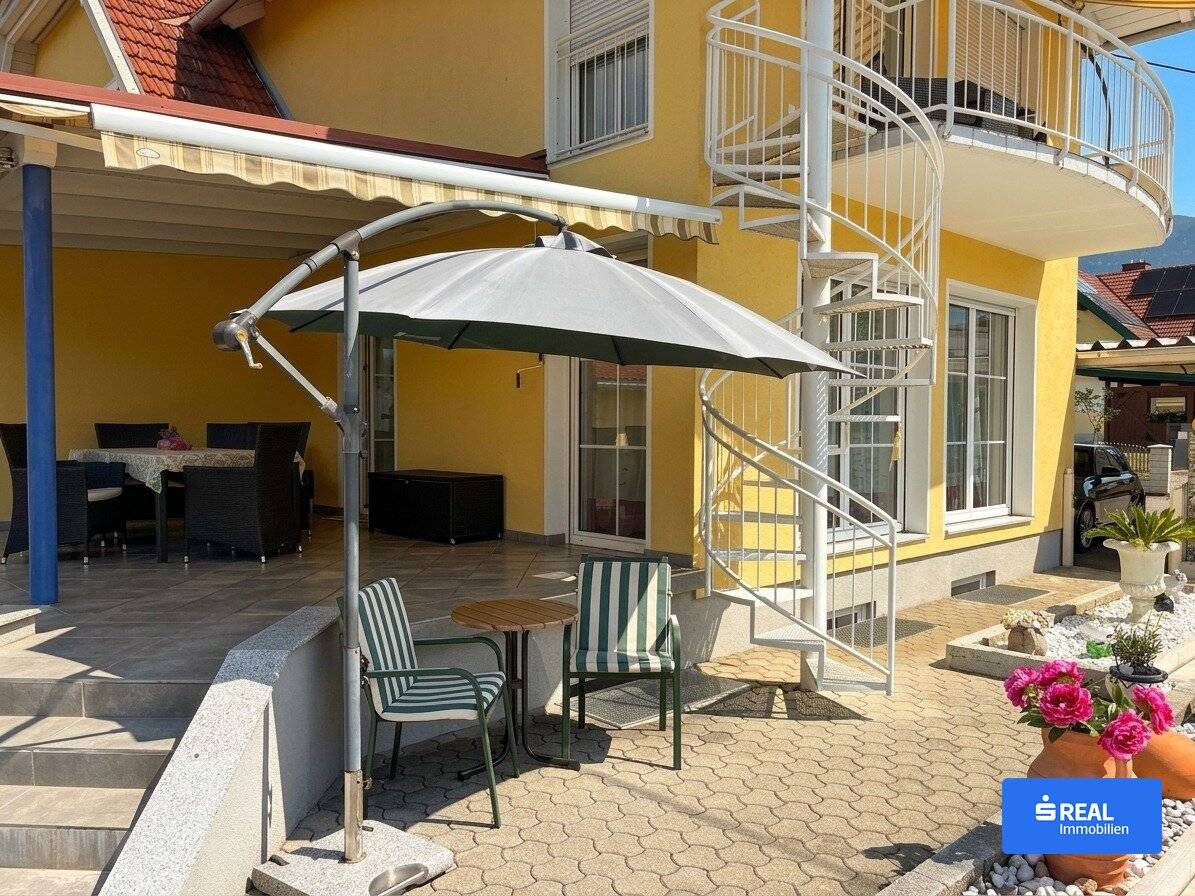 Repräsentativer Familienwohnsitz in Wolfsberg mit Pool und herrlicher Gartenlandschaft