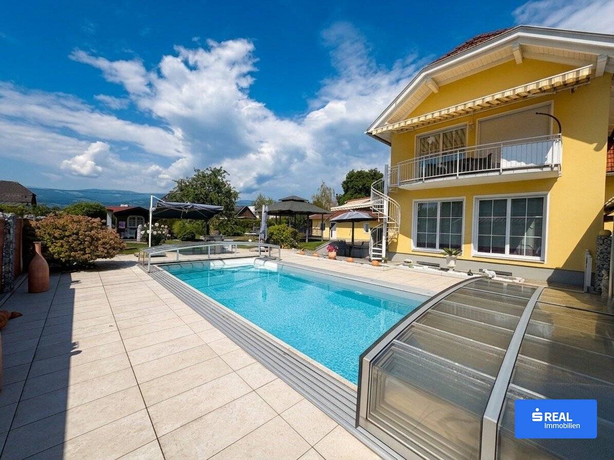 Repräsentativer Familienwohnsitz in Wolfsberg mit Pool und herrlicher Gartenlandschaft