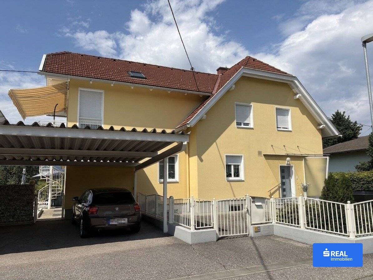 Repräsentativer Familienwohnsitz in Wolfsberg mit Pool und herrlicher Gartenlandschaft