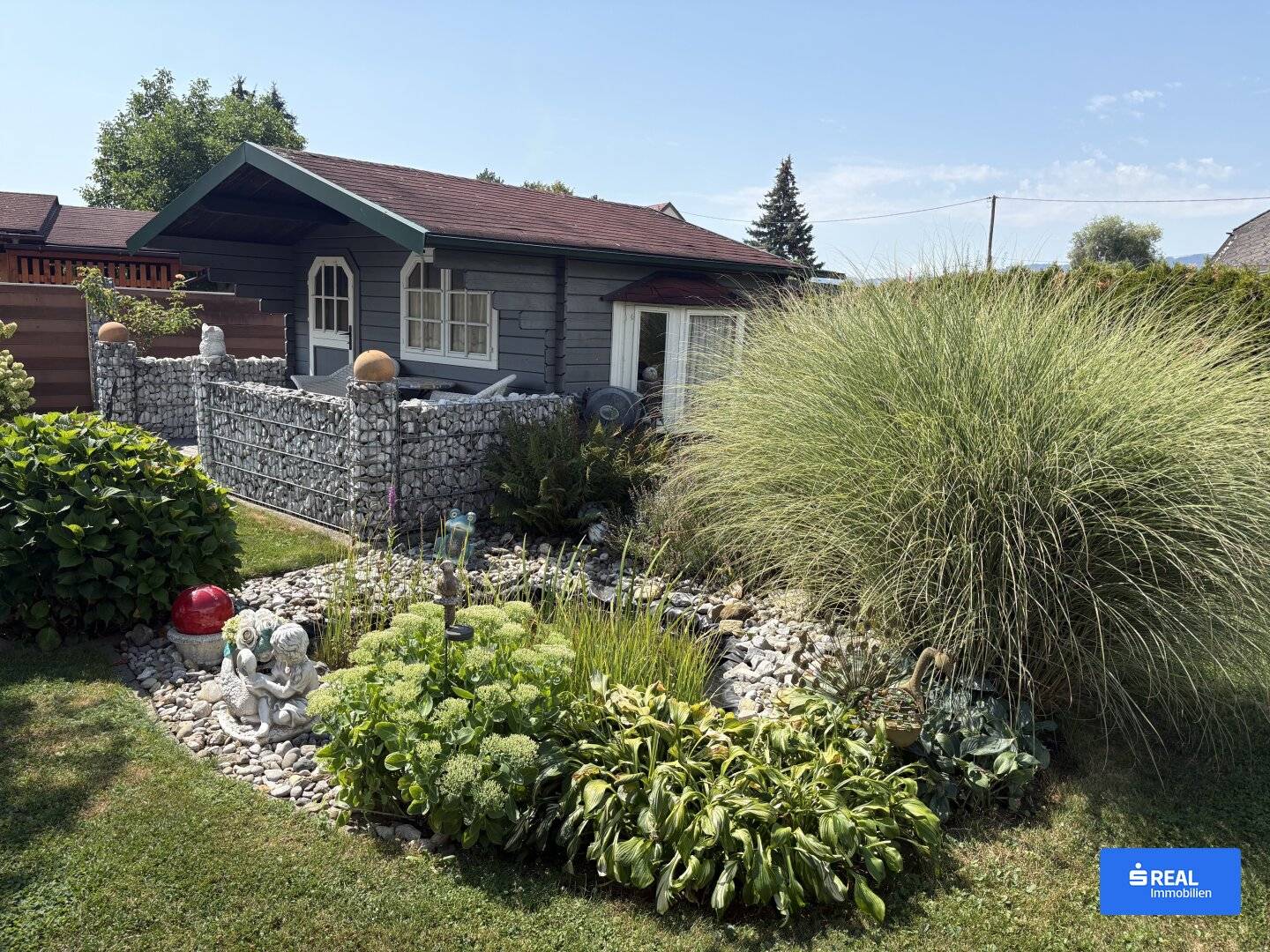 Repräsentativer Familienwohnsitz in Wolfsberg mit Pool und herrlicher Gartenlandschaft