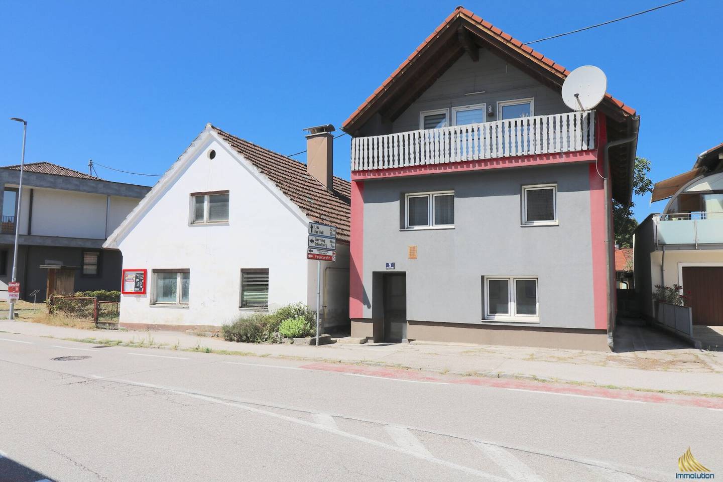 Zentrale Liegenschaft mit 3 Wohneinheiten &amp; Entwicklungspotenzial