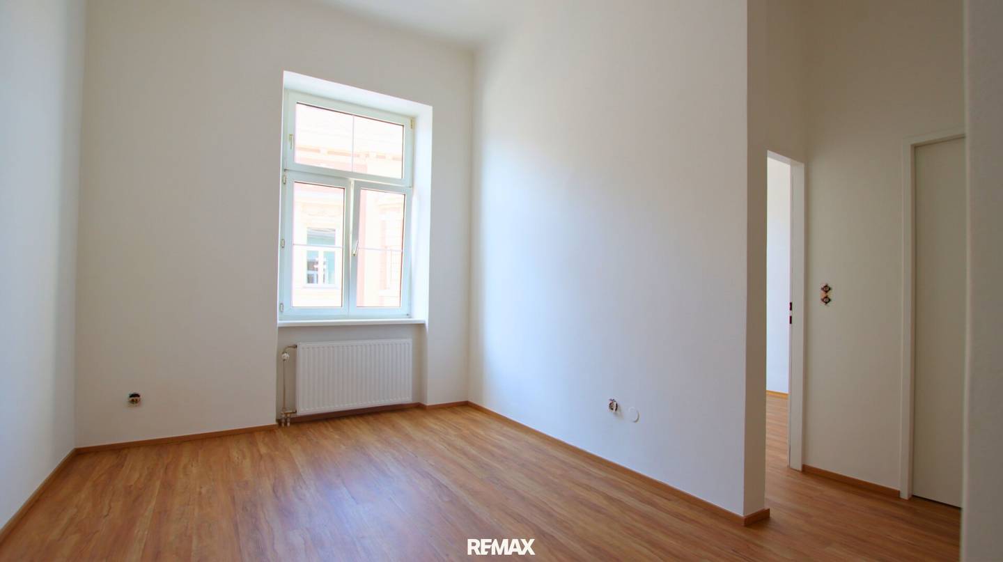 Charmante 2-Zimmer-Altbauwohnung im Herzen von Bad Vöslau