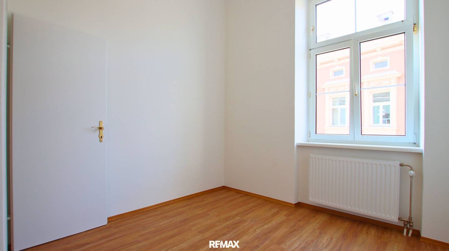 Charmante 2-Zimmer-Altbauwohnung im Herzen von Bad Vöslau