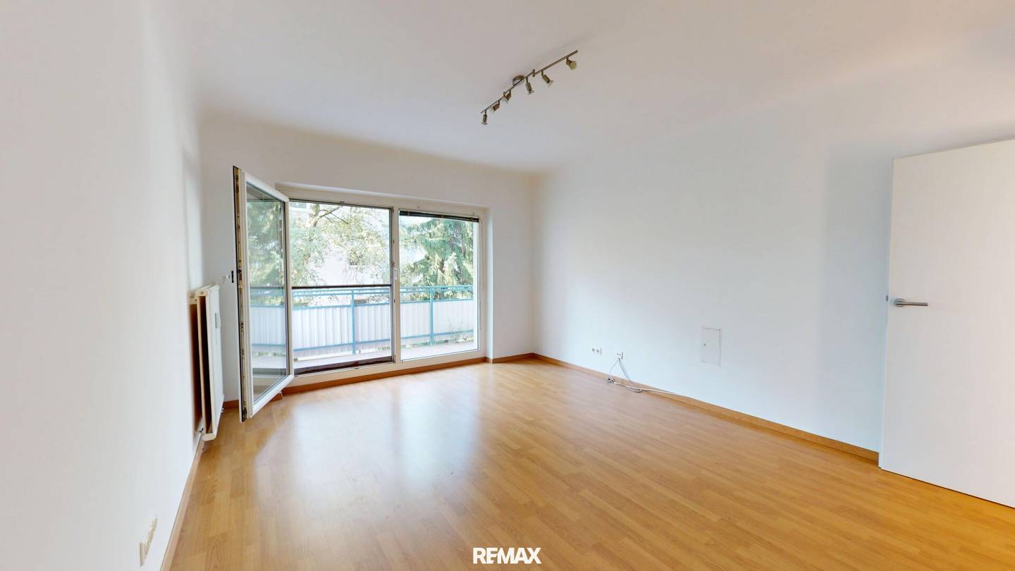 Balcony apartment near Türkenschanzpark and Hugo-Wolf-Park