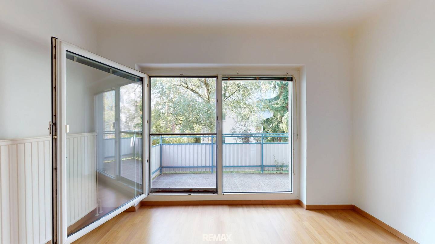 Balcony apartment near Türkenschanzpark and Hugo-Wolf-Park