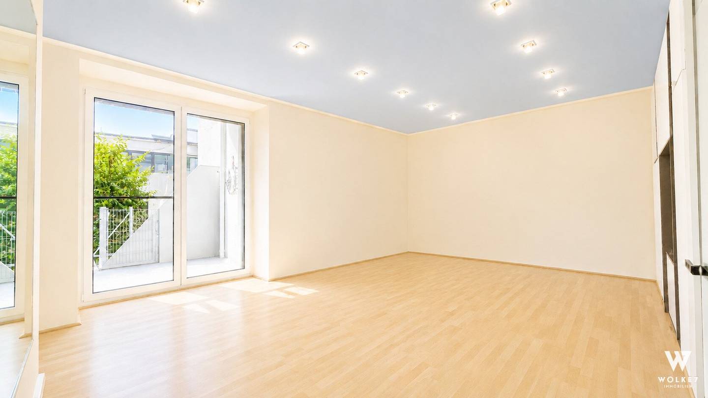 TOP LAGE: 3-Zimmer-Wohnung mit ca. 52 m² Freifläche I Garagenstellplatz I Nahe Mariahilfer Straße &amp; U3 Neubaugasse
