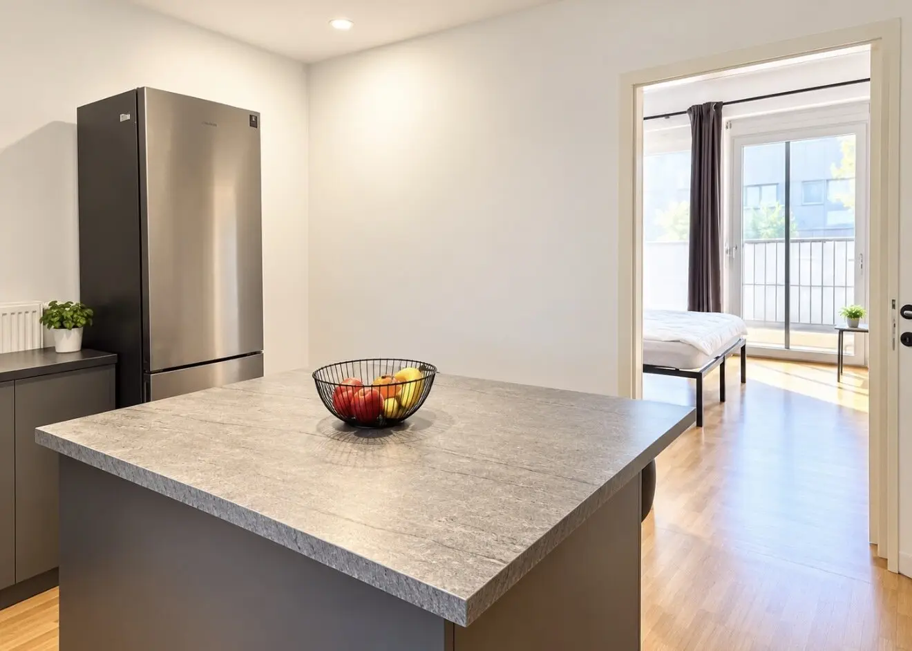Like-new 3-room dream apartment with very large terrace