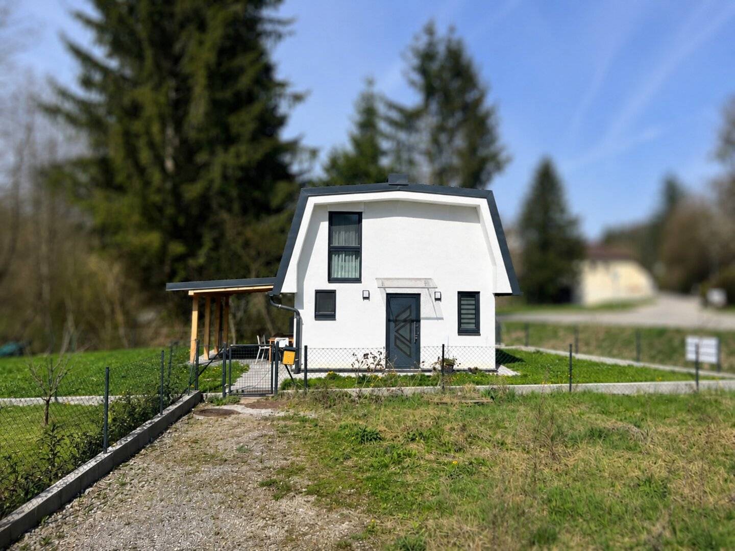 Sommer im Kleingarten - dein eigenes Kleingartenhaus wartet auf dich!