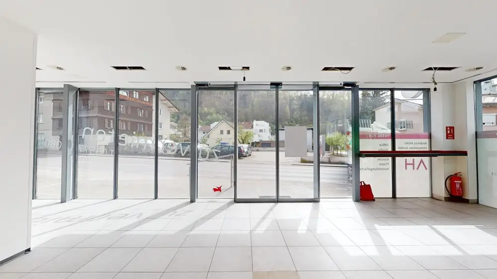 Representative shop with prominent display window Apartment