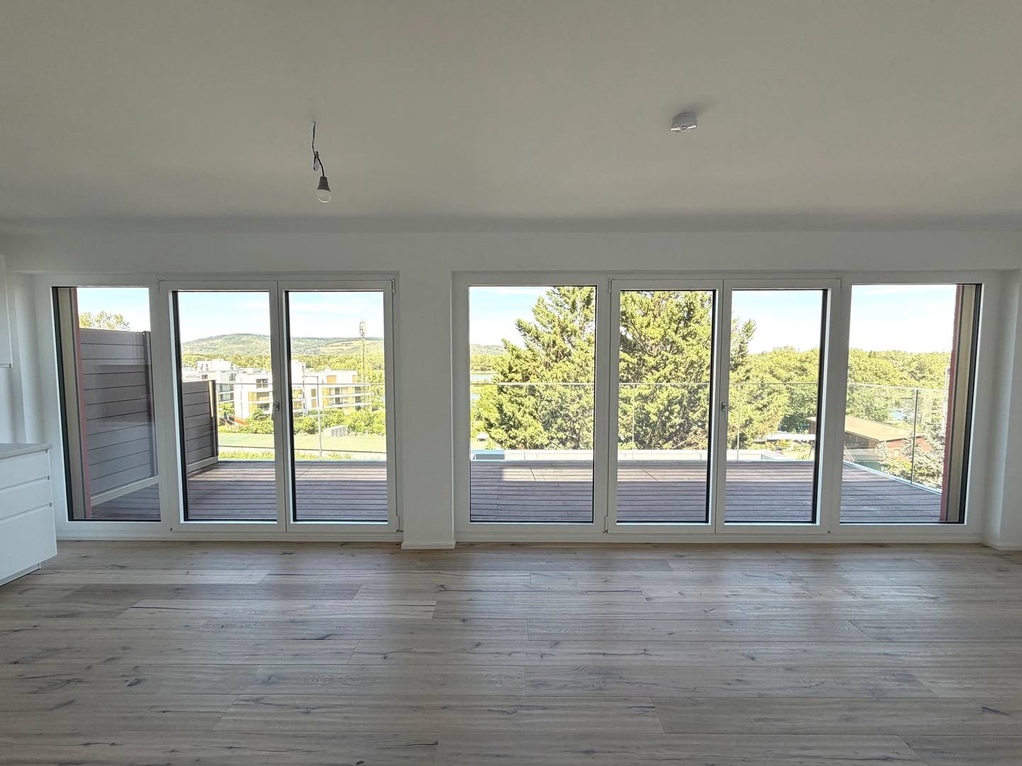 Bright apartment with Danube view and large terrace Wohnung