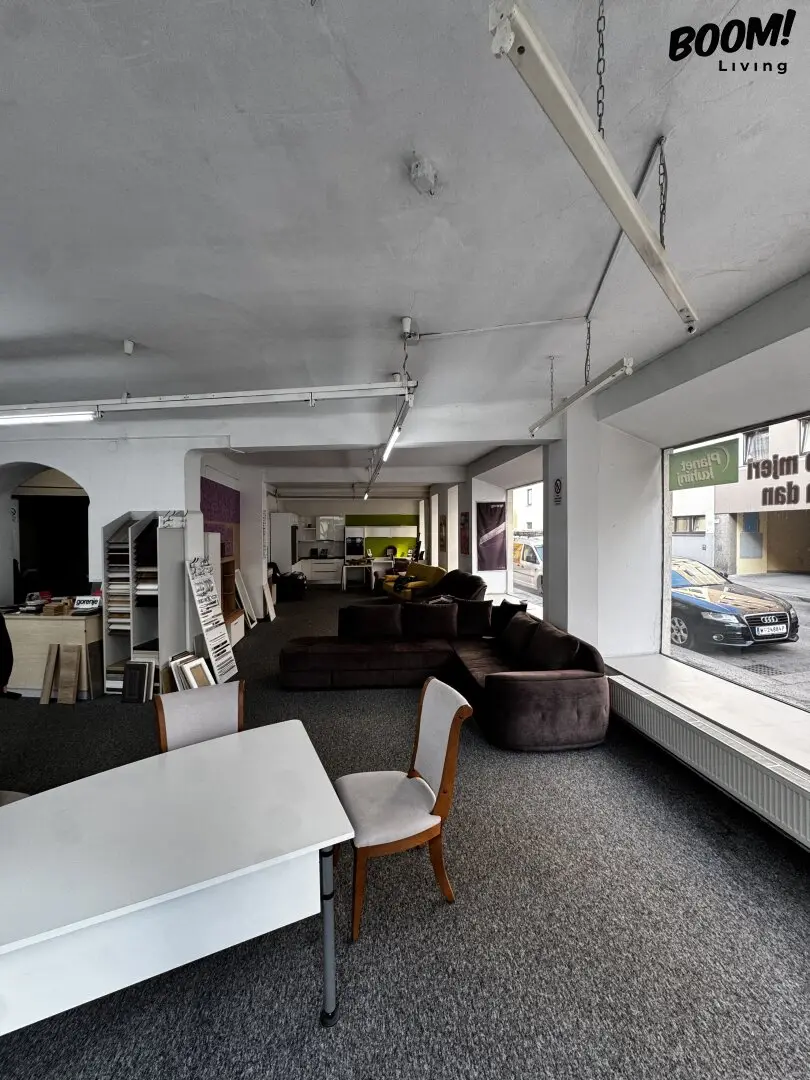 Commercial premises with 40-year tradition – furniture store, trade, office or storage | approx. 550 m² | 1160 Vienna