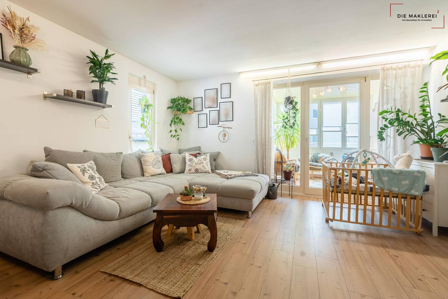 Wohnung mit Wintergarten Kamin und Tiefgarage