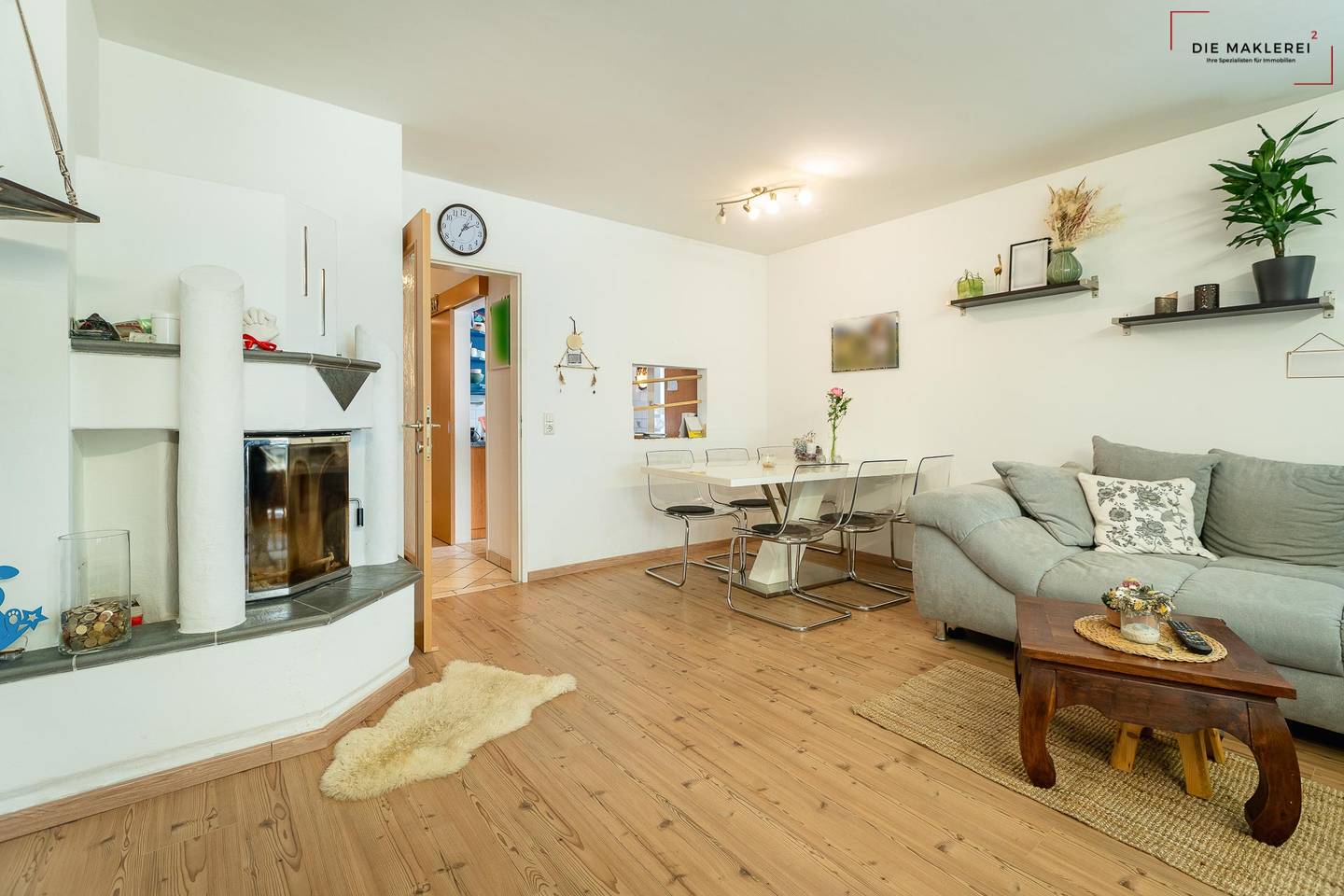 Wohnung mit Wintergarten Kamin und Tiefgarage