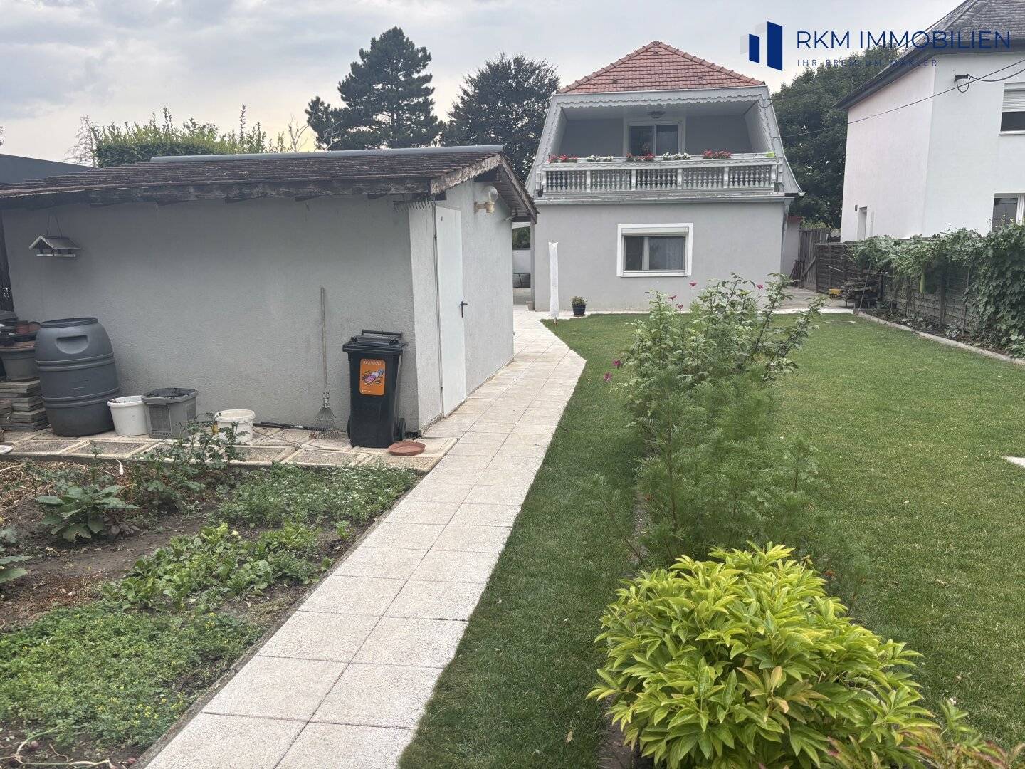 Modern single-family house 4 rooms, loggia, distant view, fully renovated in 1220 Vienna