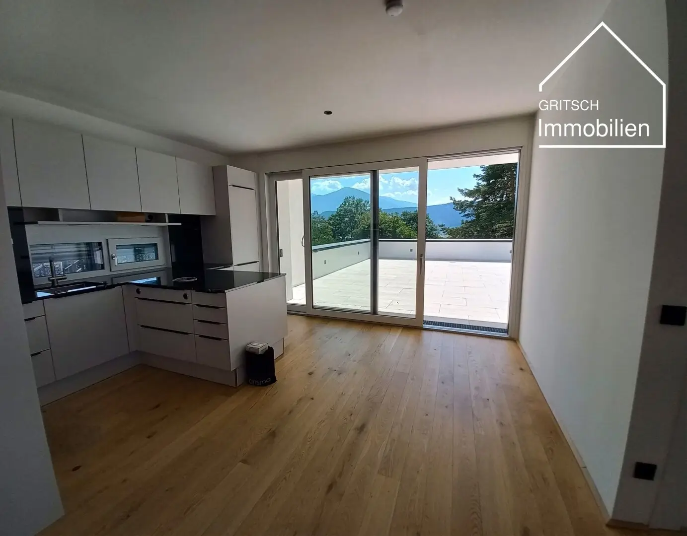 INNSBRUCK - Exklusives 3-Zimmer-Penthouse mit ca. 75 m² Dachterrasse