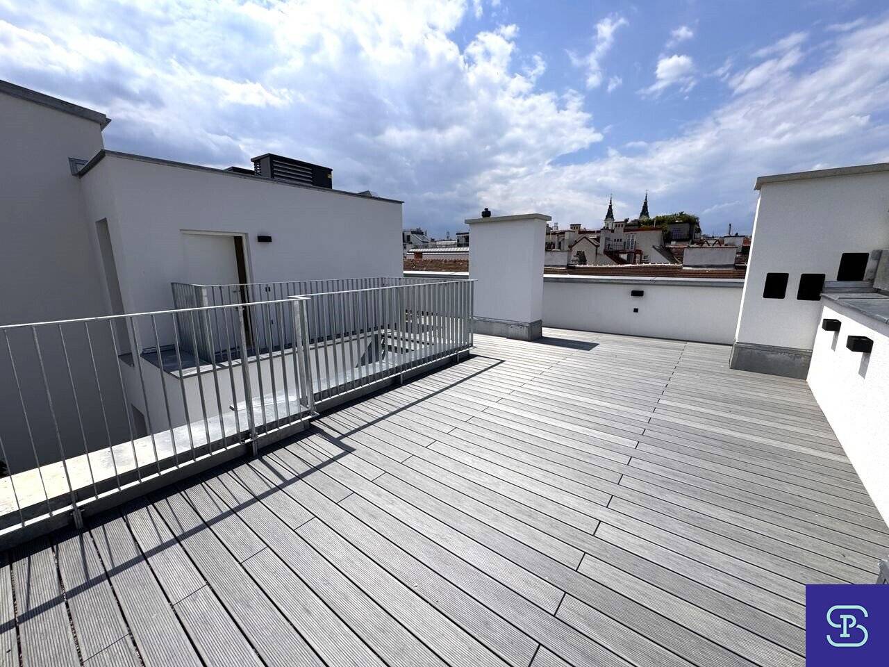 Top location 1080 Vienna: High-quality 62-150 m² period building first occupancies with fitted kitchen for rent