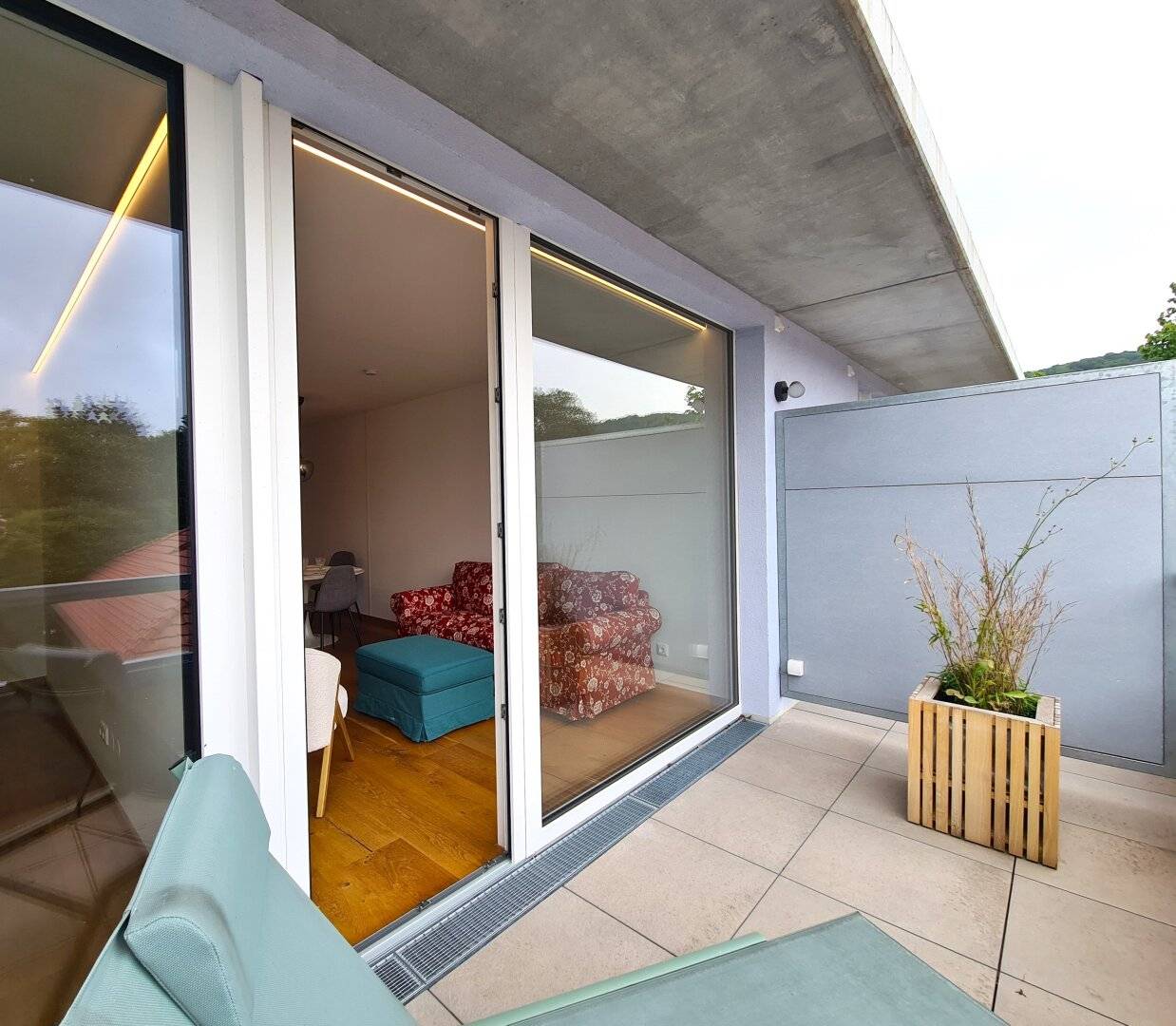 Modernes 2-Zimmer Penthouse mit Terrasse!