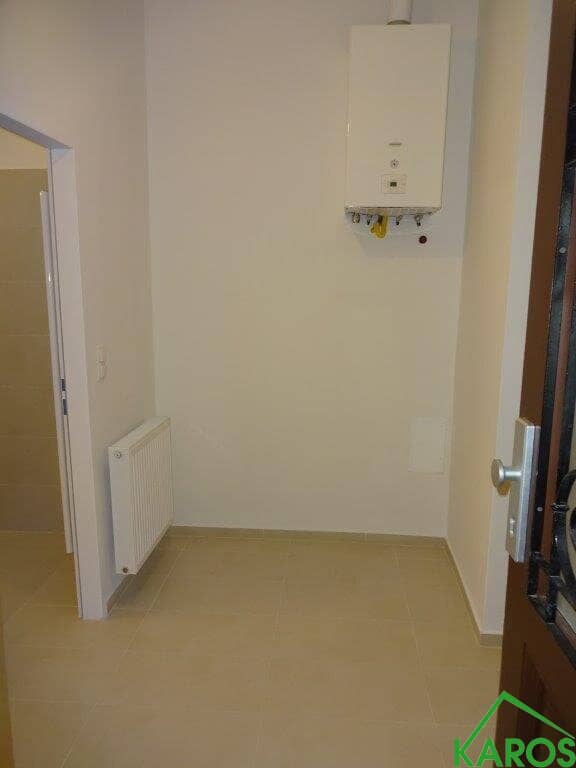 Two-room period apartment First occupancy
