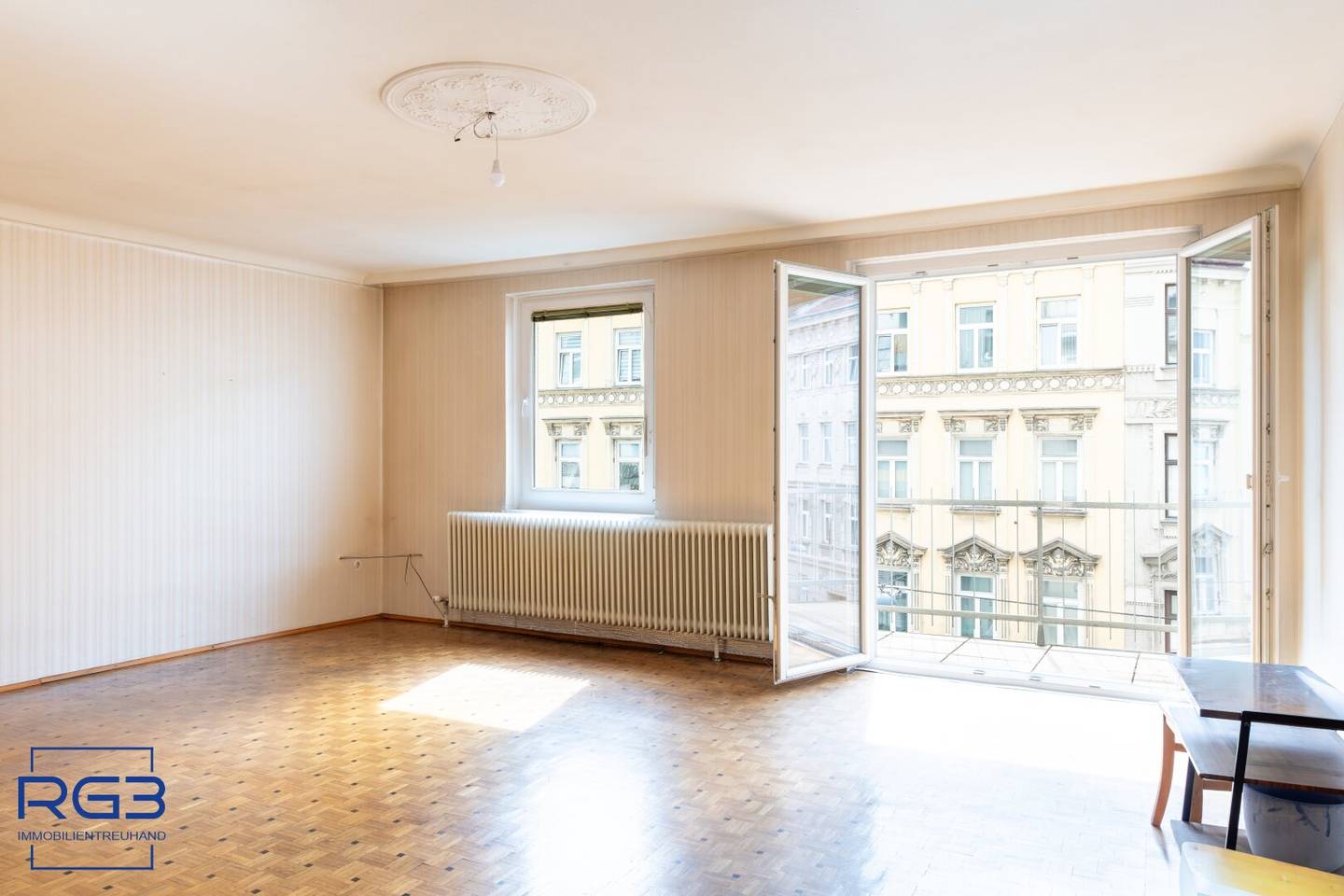 Spacious 3-room apartment with balcony and elevator in 1120 Vienna
