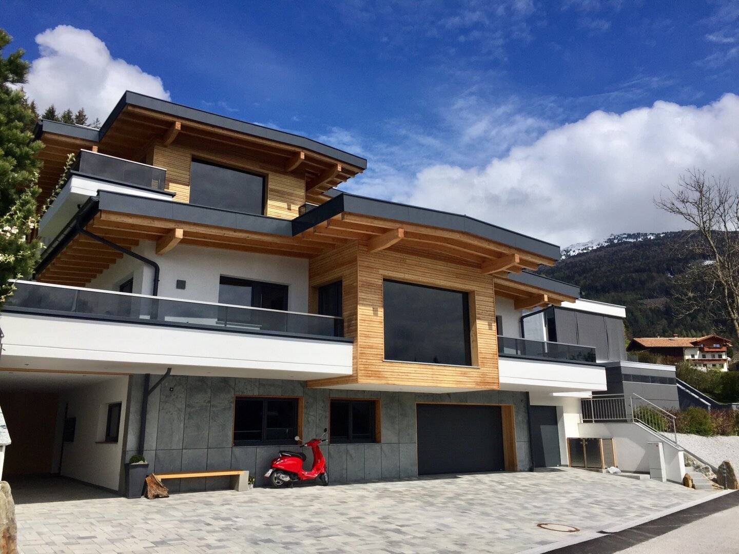Modern, beautiful 3-room terrace apartment in Ellbögen