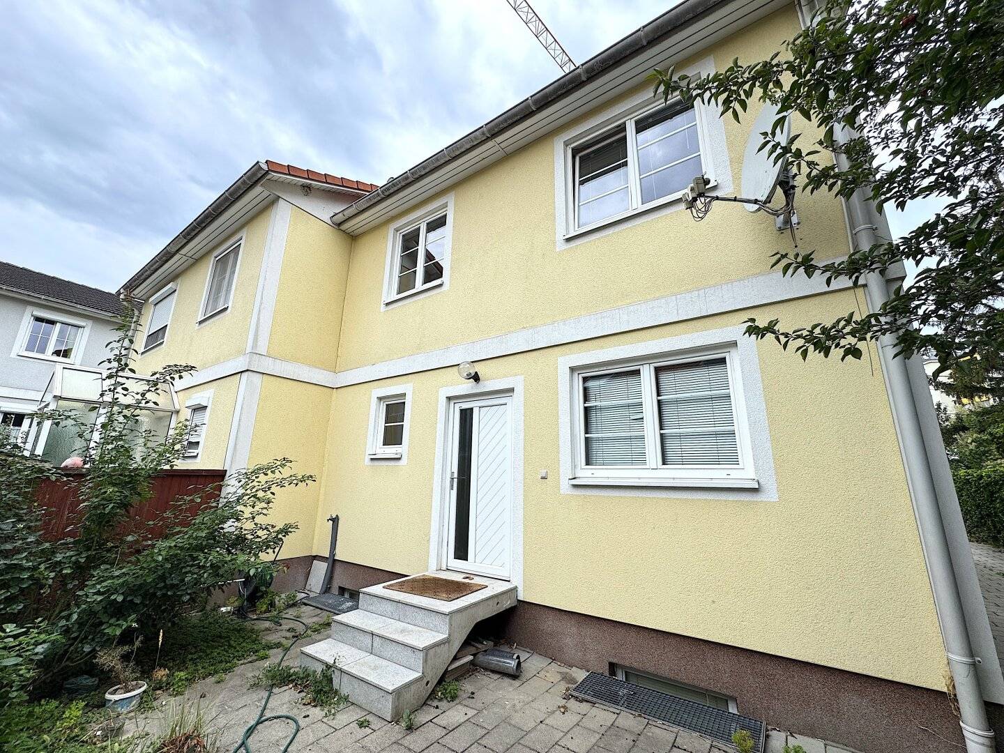 Großzügiges 4-Zimmer Haus mit Garten