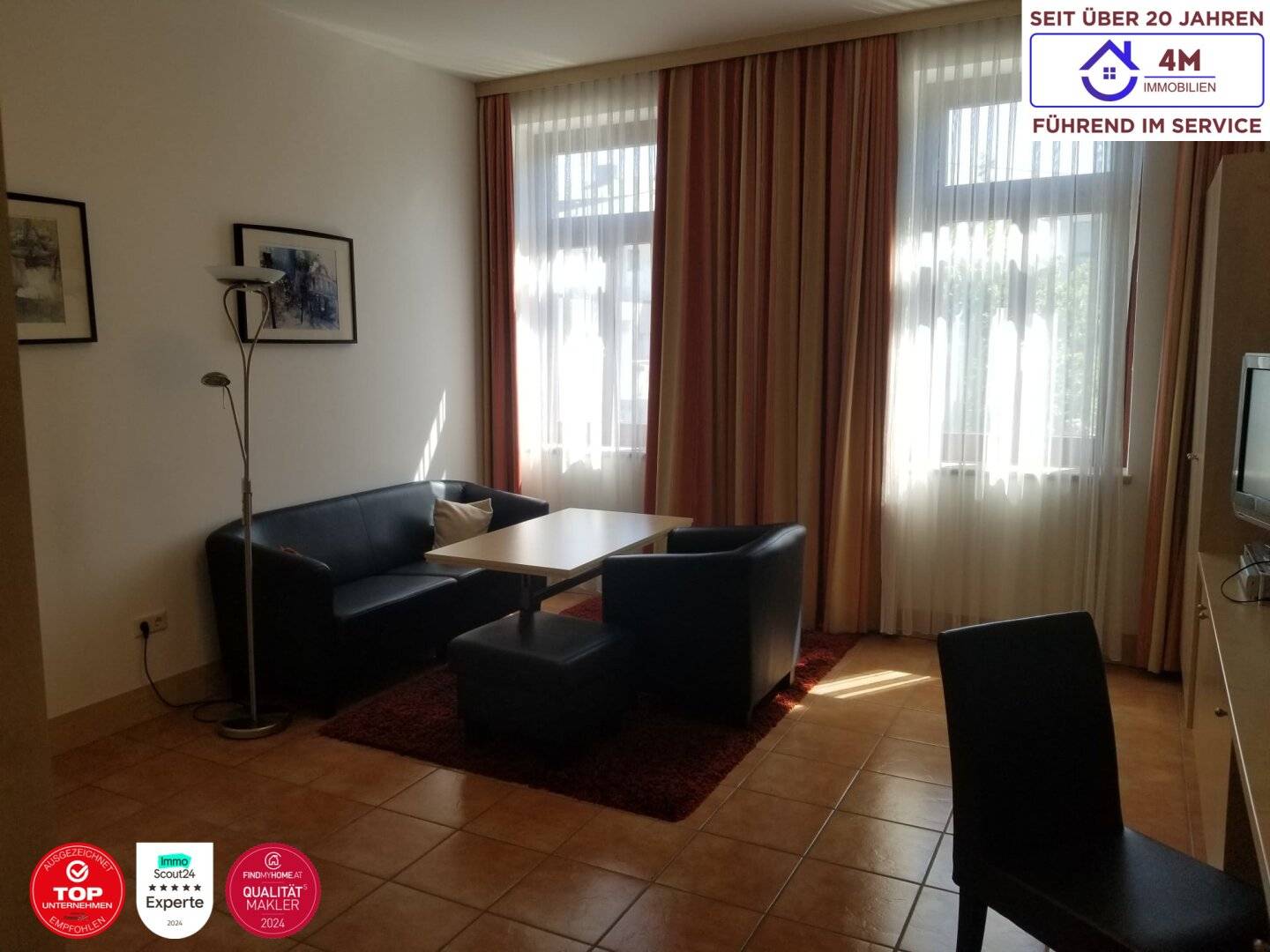 Praktische, helle und modern ausgestattete 2-Zimmer Wohnung inkl. Stellplatz und großer Dachterrasse - hervorragende Infrastruktur