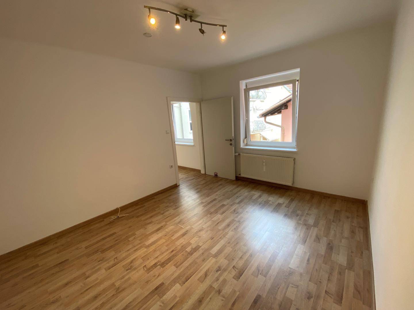 Investment apartment near university well laid out