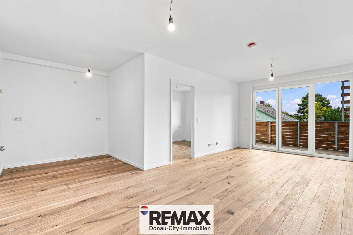 Neubauwohnung mit Balkon und Photovoltaik