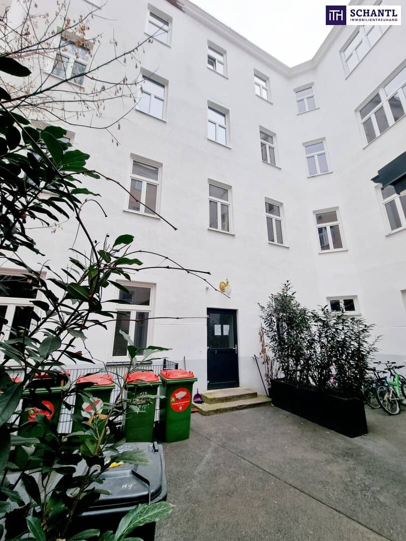 Ein Investment, das bereits arbeitet! Gut vermietetes Geschäftslokal mit 5,5 % Rendite! Das Gebäude erstrahlt bereits in vollem Glanz! SOMMERAKTION: 50 % Provisionsnachlass!