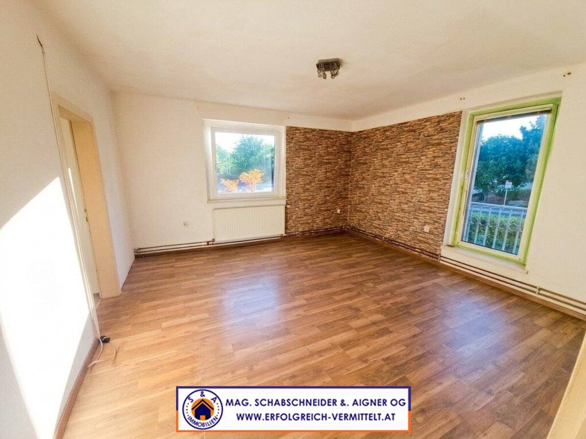 Charming 3-room apartment, fitted kitchen &amp; parking space in Pöchlarn, ground floor, 68 m²