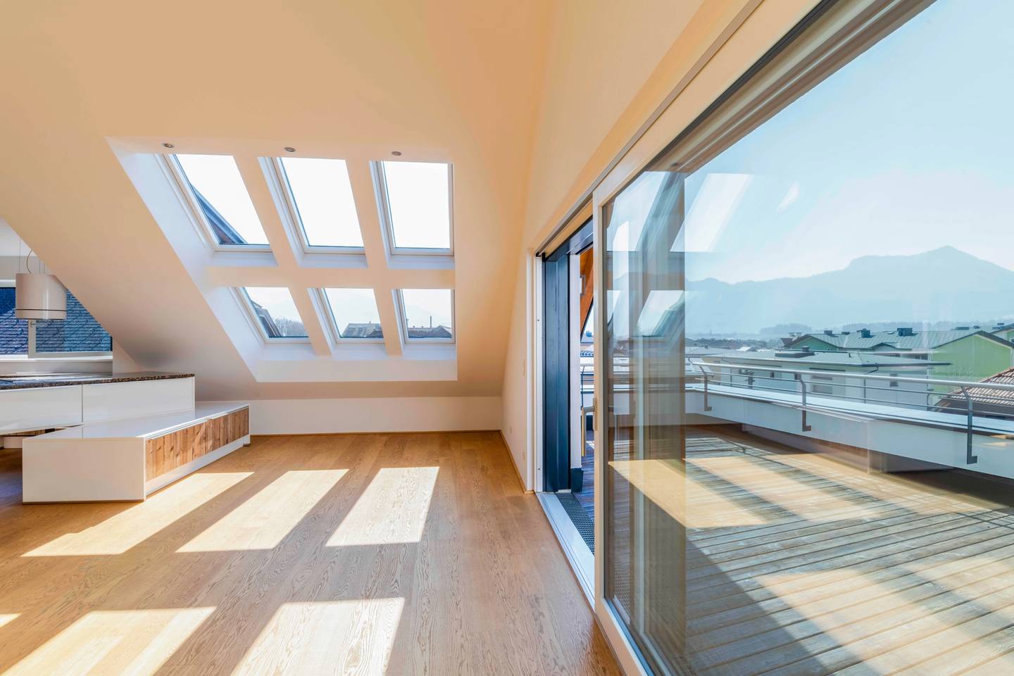 Penthouse mit großer Terrasse und privater Sauna