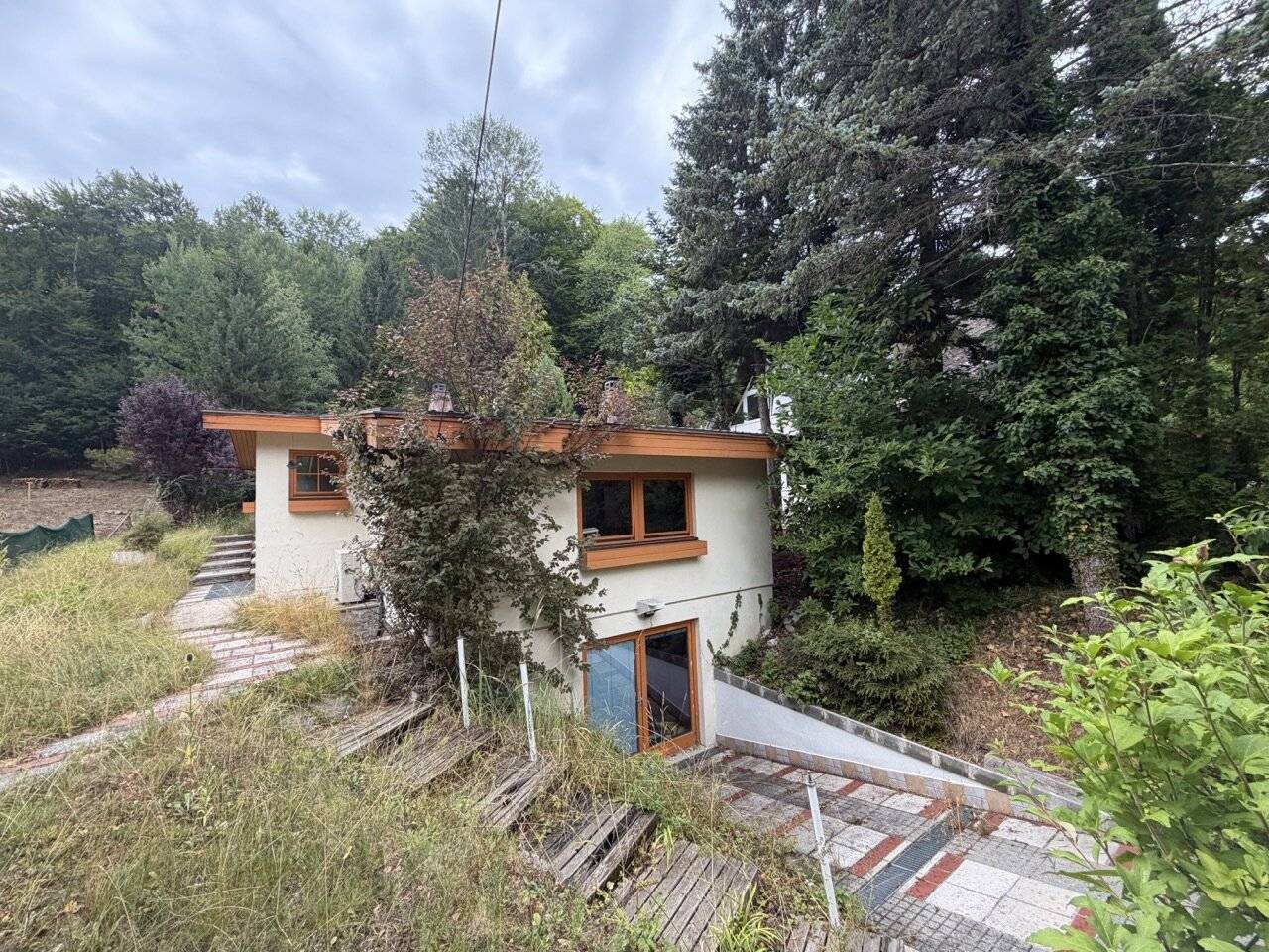 Plot with existing building in Mauerbach – Tranquility, Nature &amp; Proximity to Vienna