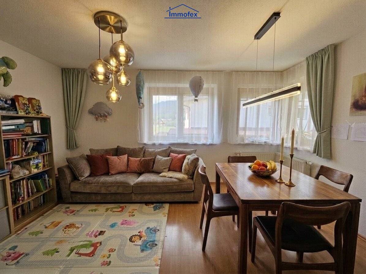 Sunny 4-room rental apartment in Fügen