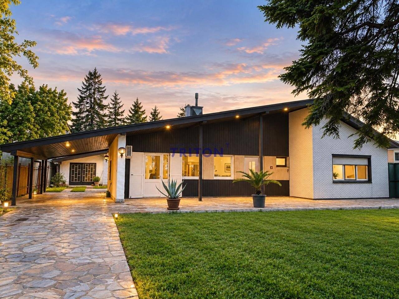 Bungalow in quiet location with large plot_ Customize instead of starting completely new