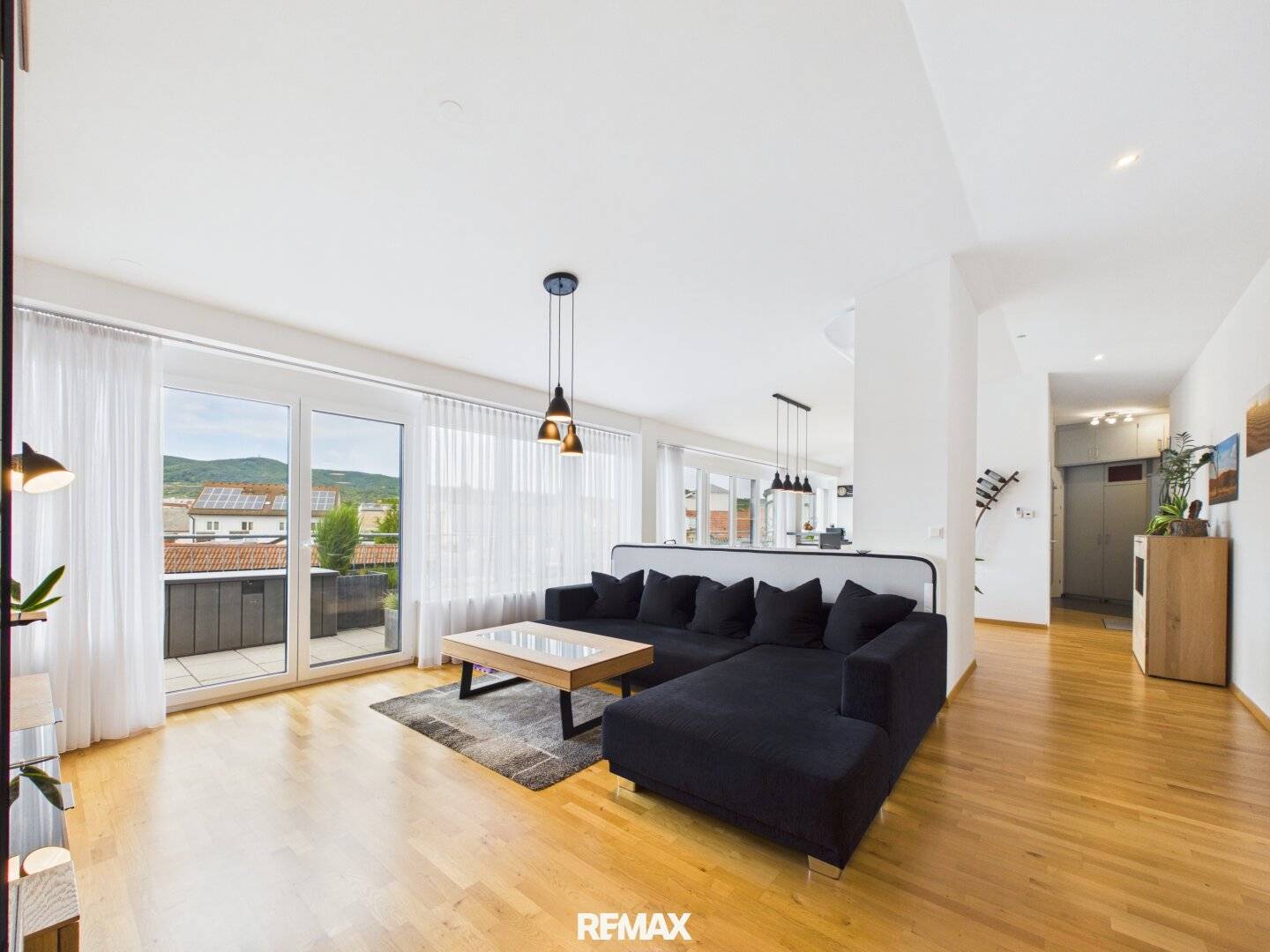 Beautiful 4-room top floor apartment in the center of Guntramsdorf
