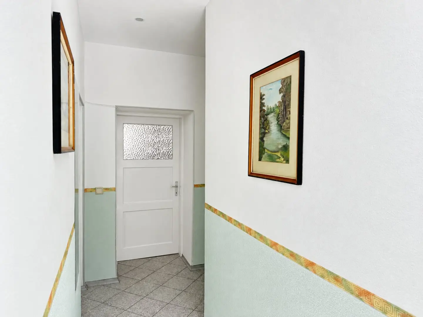 Central city apartment | 3 rooms | separate kitchen
