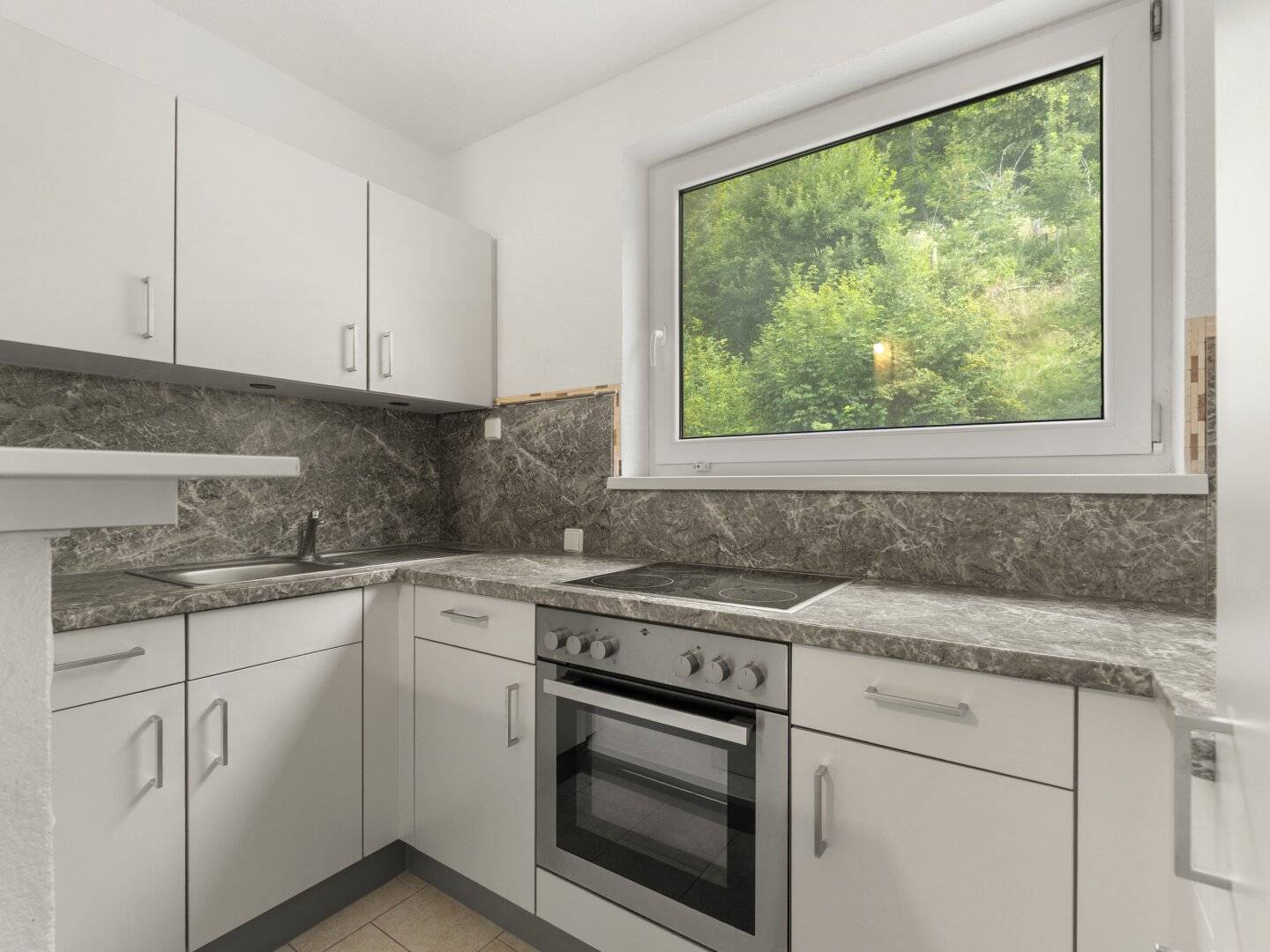 Seeblick inklusive – Appartement mit Indoor-Pool und Sauna