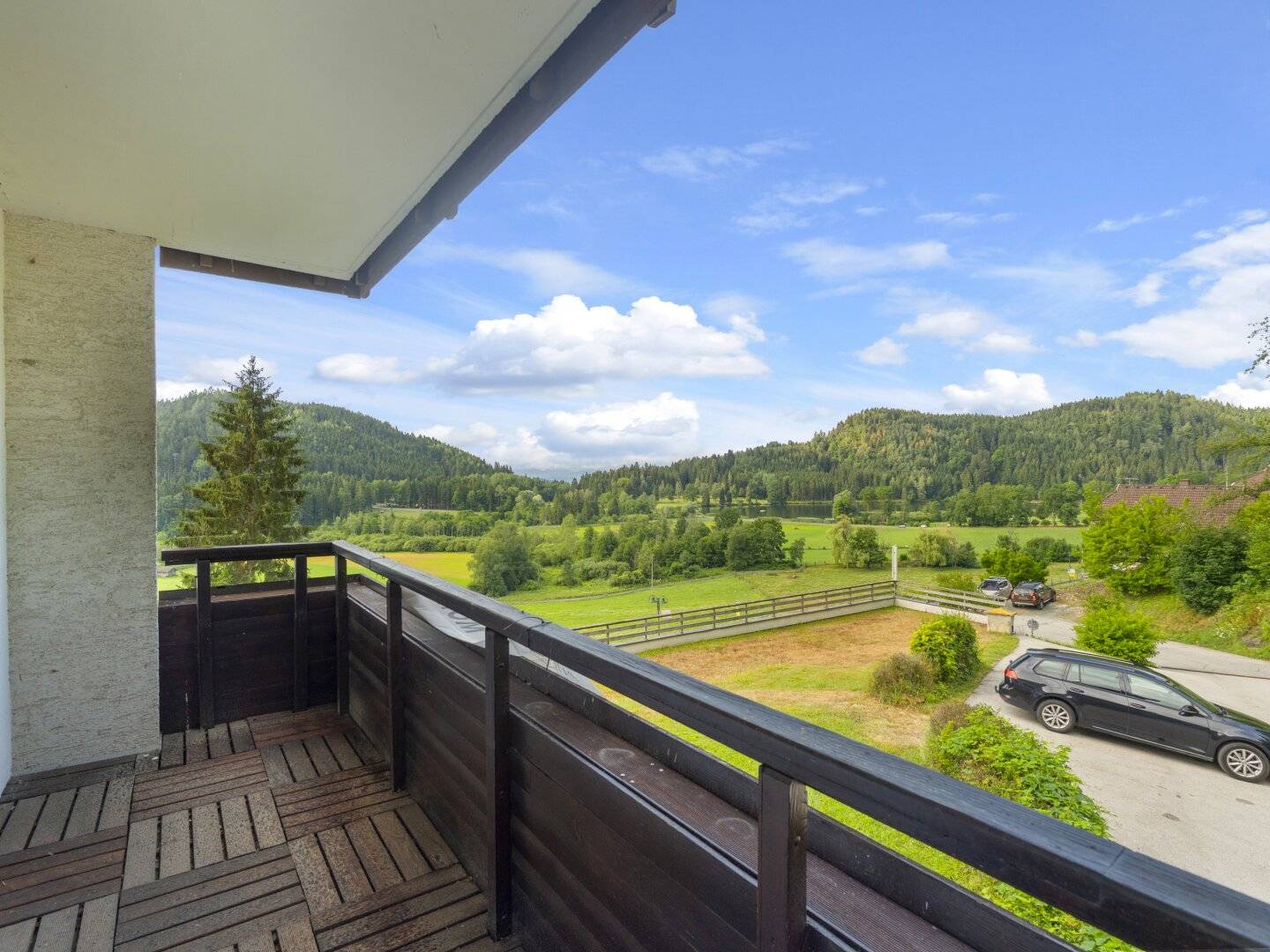 Seeblick inklusive – Appartement mit Indoor-Pool und Sauna