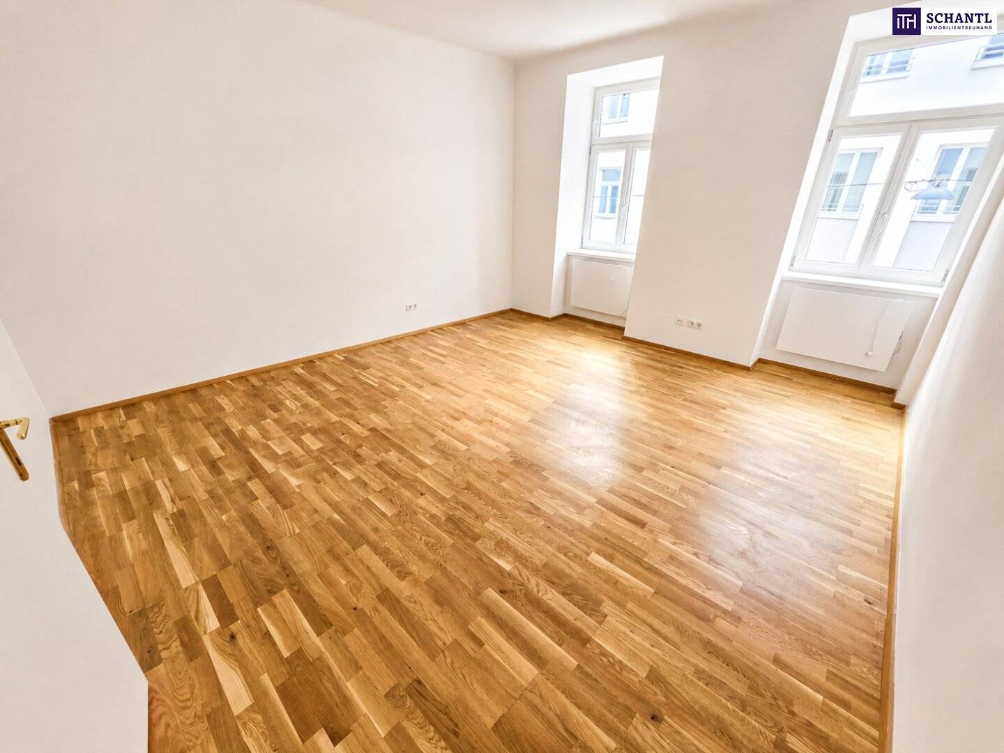 Compact living on approx. 40m² + 2 rooms + optimal east-west orientation Perfect city apartment in Hernals near center SUMMER promotion Only 50% commission