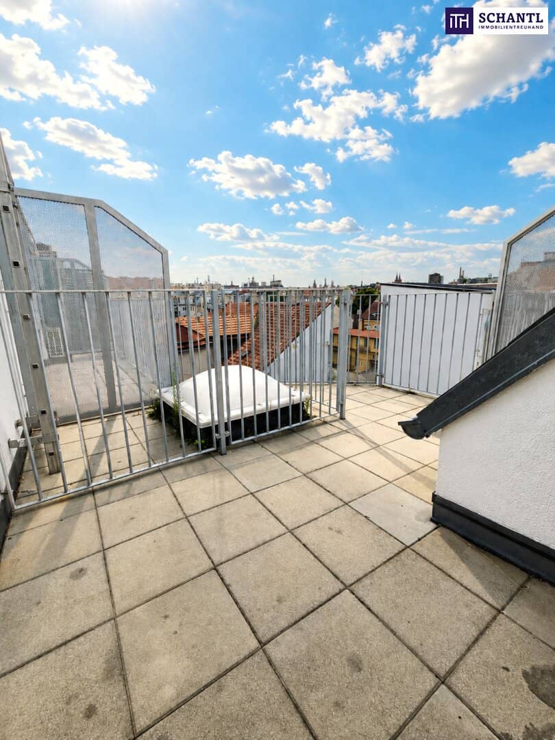 Double the pleasure living - 3 rooms on 2 levels! Great infrastructure and connections + pure quality of life near the centre! SUMMER promotion: Only 50% commission!