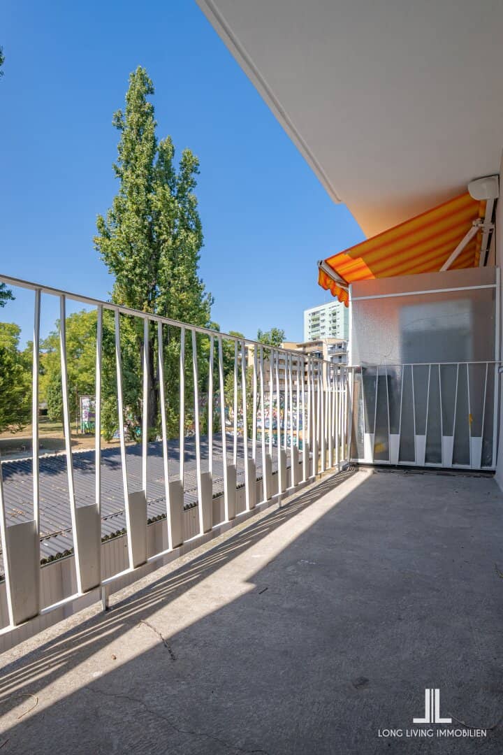 Zentrale 2-Zimmer-Wohnung mit sonniger West-Loggia in Graz