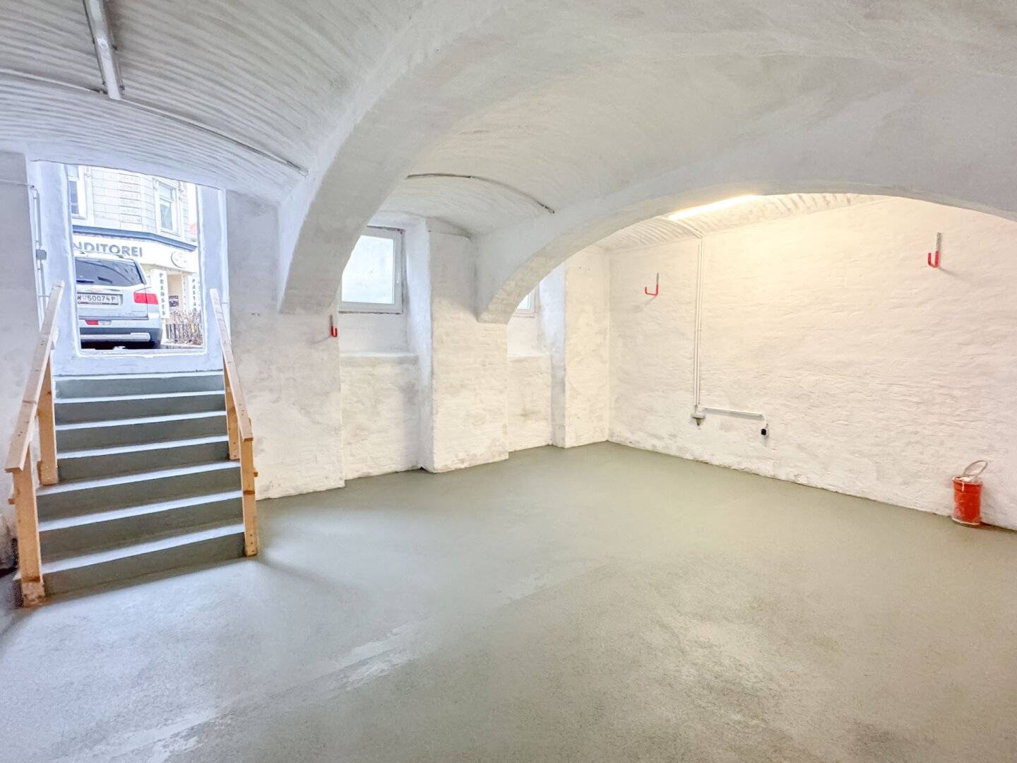 PROVISIONSFREI! Hannovermarkt, Wallensteinstraße Lager / Magazin mit 46,51 m2 Nutzfläche und Strassenzugang zu vermieten!