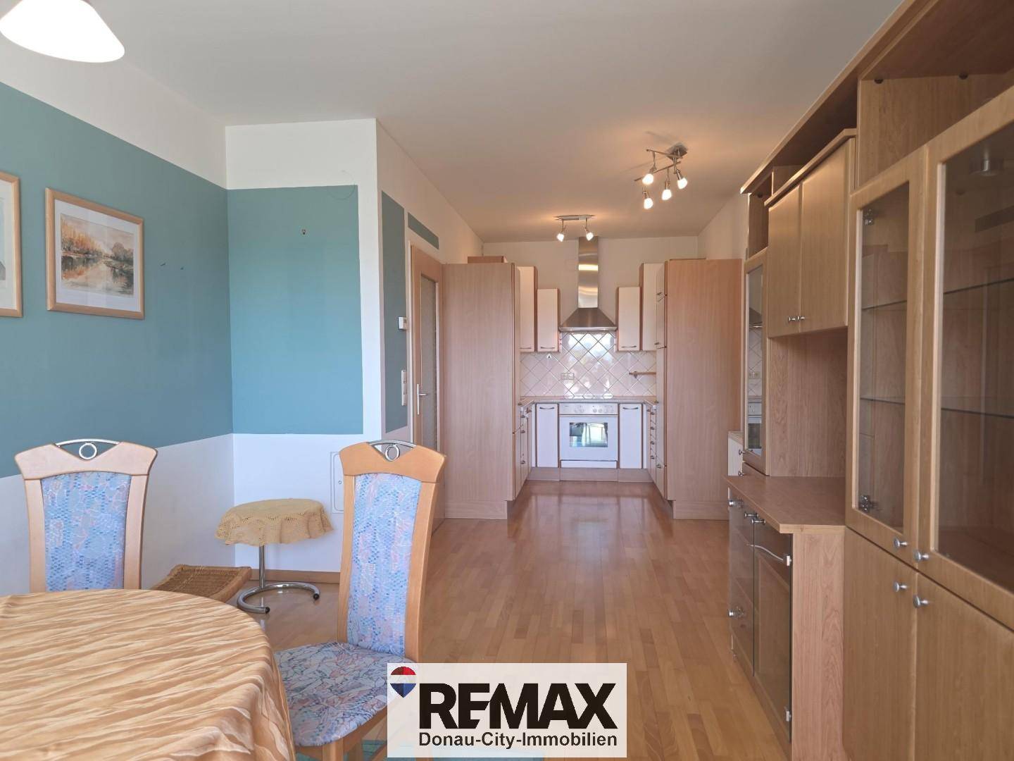 Dachgeschosswohnung mit südlichem Balkon und Tiefgarage